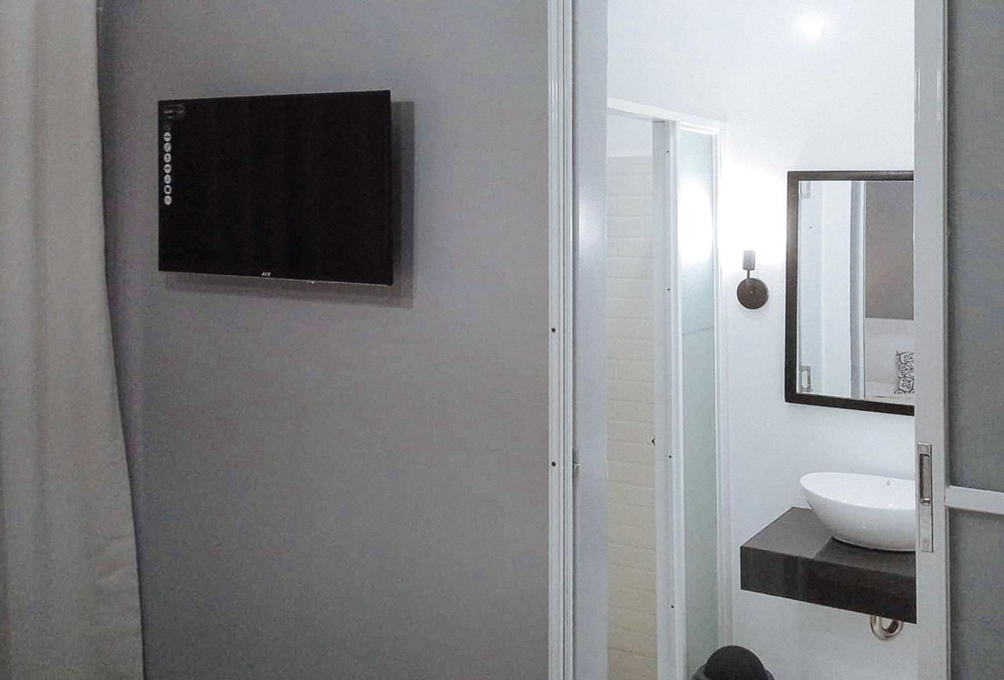 Angels Bed And Breakfast Sipalay City By Reddoorz Exterior photo